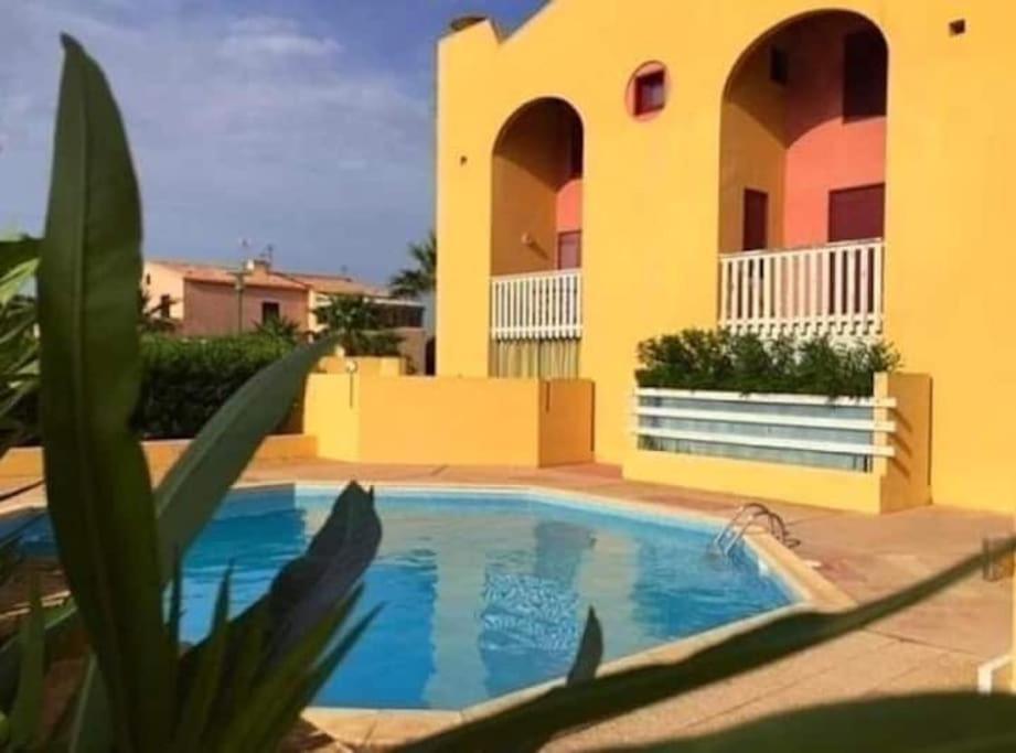 Studio de 23 M2 avec jardinet 400M de la plage Le Barcarès Extérieur photo