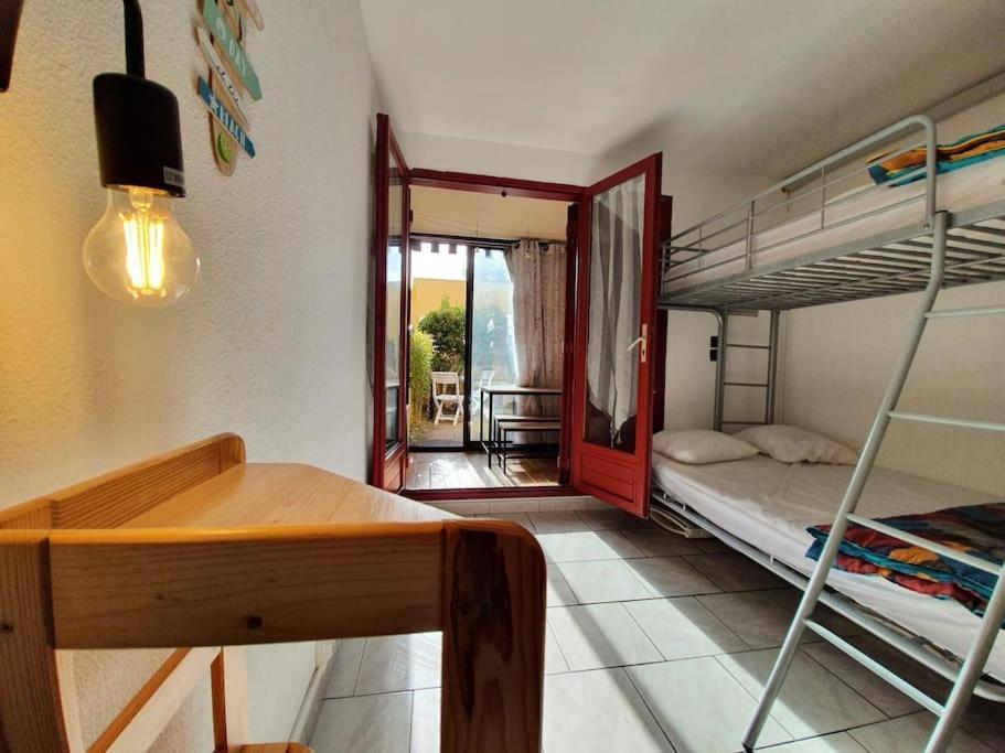 Studio de 23 M2 avec jardinet 400M de la plage Le Barcarès Extérieur photo
